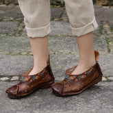 Hallow Out Flat National Style Embroidered Breathable Shoes