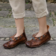 Hallow Out Flat National Style Embroidered Breathable Shoes