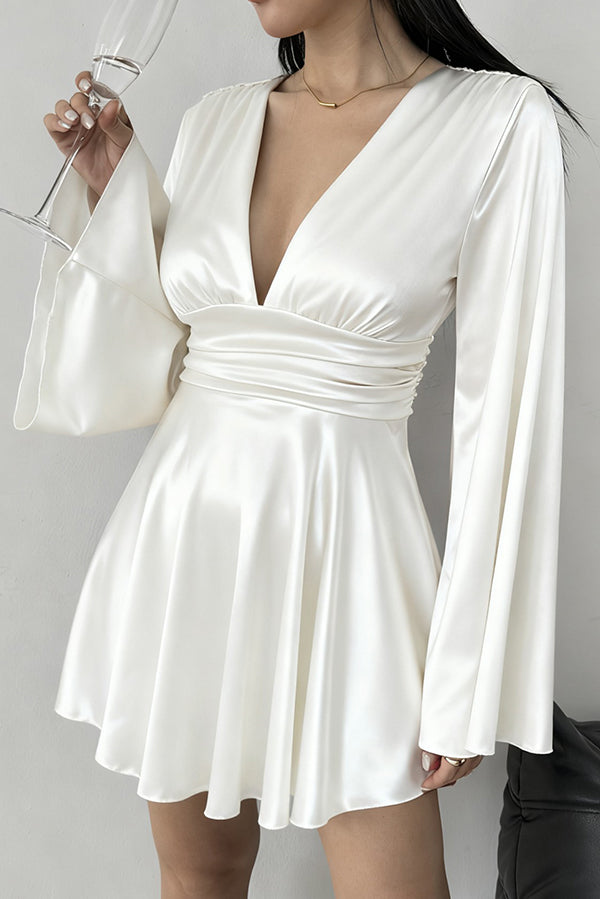 Solid Color V-neck Flared Long Sleeves Slim-fit Elegant Mini Dress