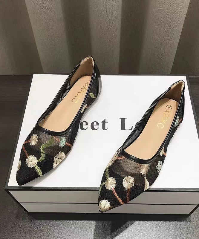 Spring Embroidery Mesh Flat Shoes