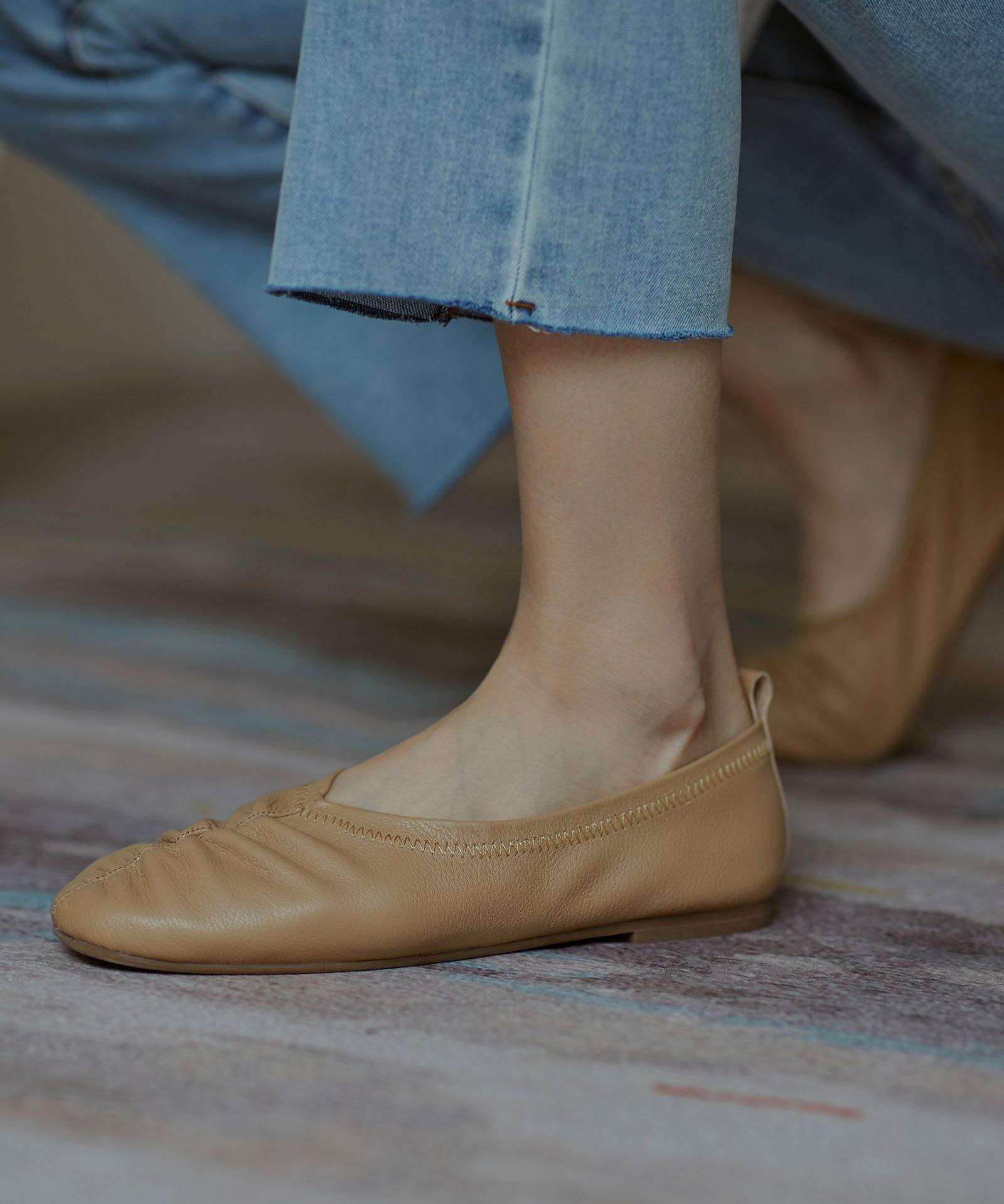 Stylish Khaki Pointed Toe Flats Shoes