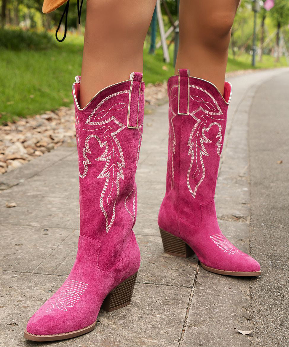 Women Green Pointed Toe Solid Suede Embossed Chunky Boots