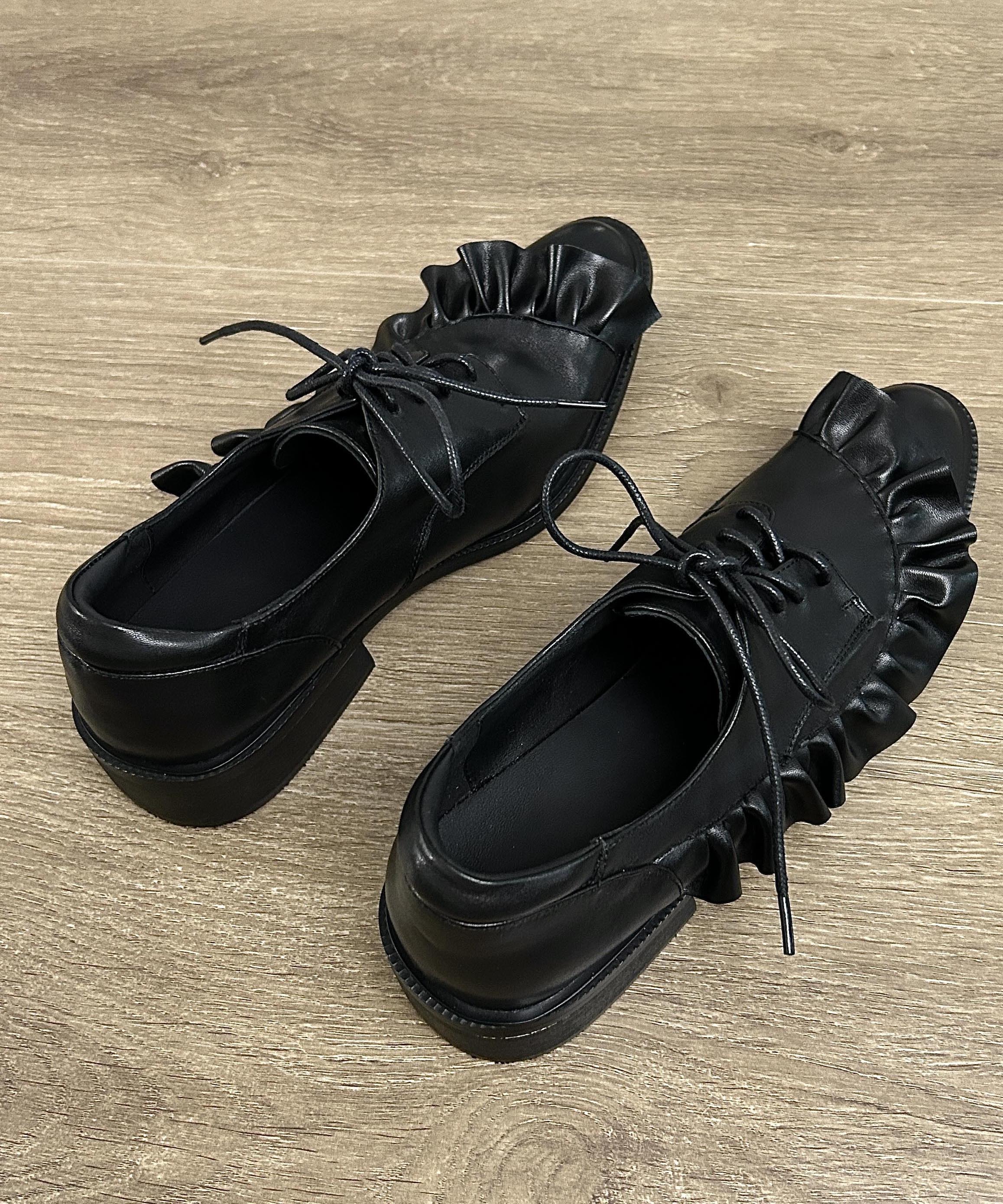 Black Lace Up Cowhide Leather Ruffled Splicing Flat Shoes