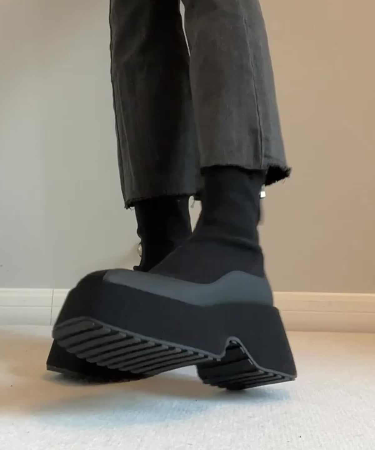 Black Zippered Splicing Platform Boots