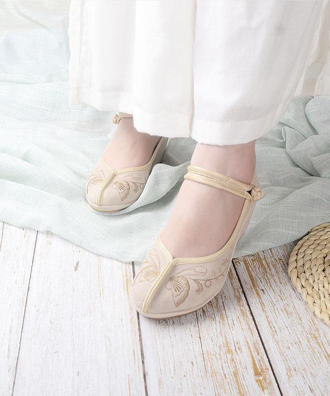 Splicing Green Embroideried Oriental  Buckle Strap Wedge High Wedge Heels Shoes