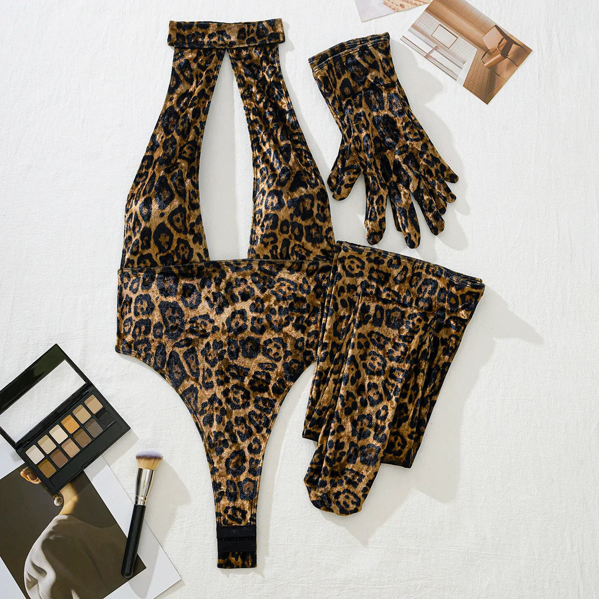 2025 Explosion Models Lingerie Leopard Print Jumpsuit Hollow Jumpsuit Stockings Gloves Erotic three-piece Set