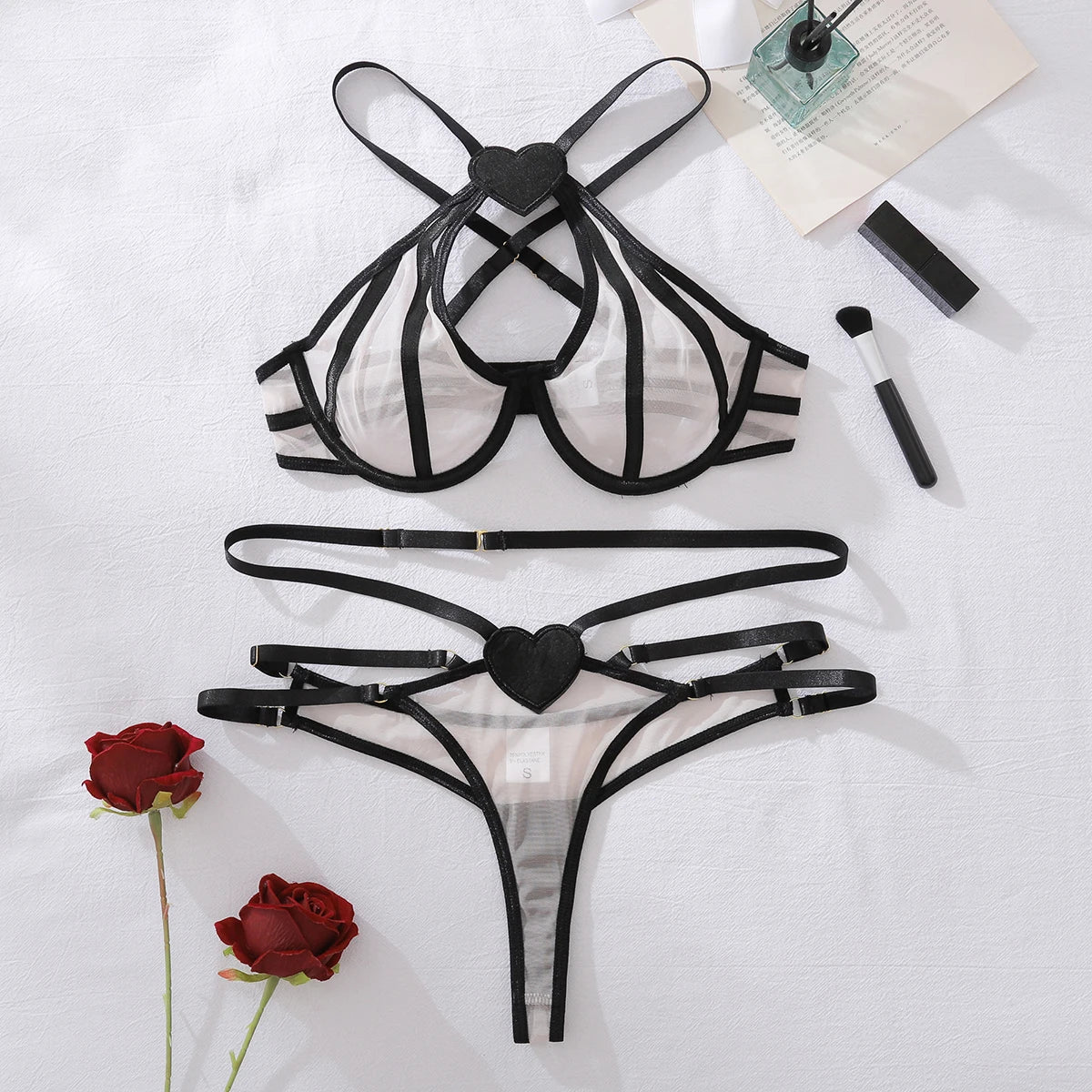 2025 cross-border European and American style lightweight love-shaped neck-hanging mesh see-through contrast-color shaping s