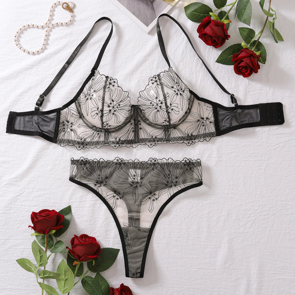 2025Erotic Costumes See Through Floral Embroidery Lingerie Transparent Sets Mesh Pacthwork Bra and Panty