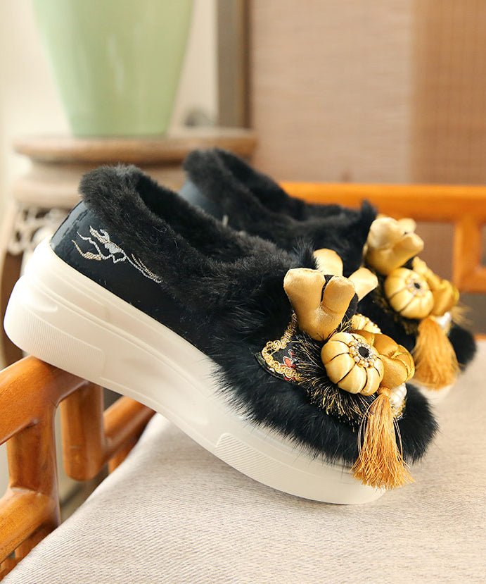 Handmade Faux Fur Splicing Platform Flats Black Embroidery