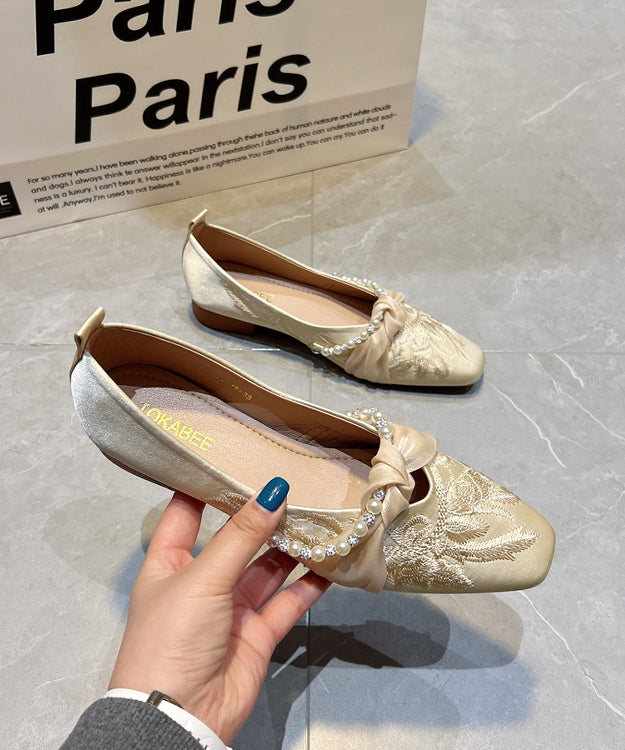 Blue Splicing Satin Embroidered Flat Feet Shoes