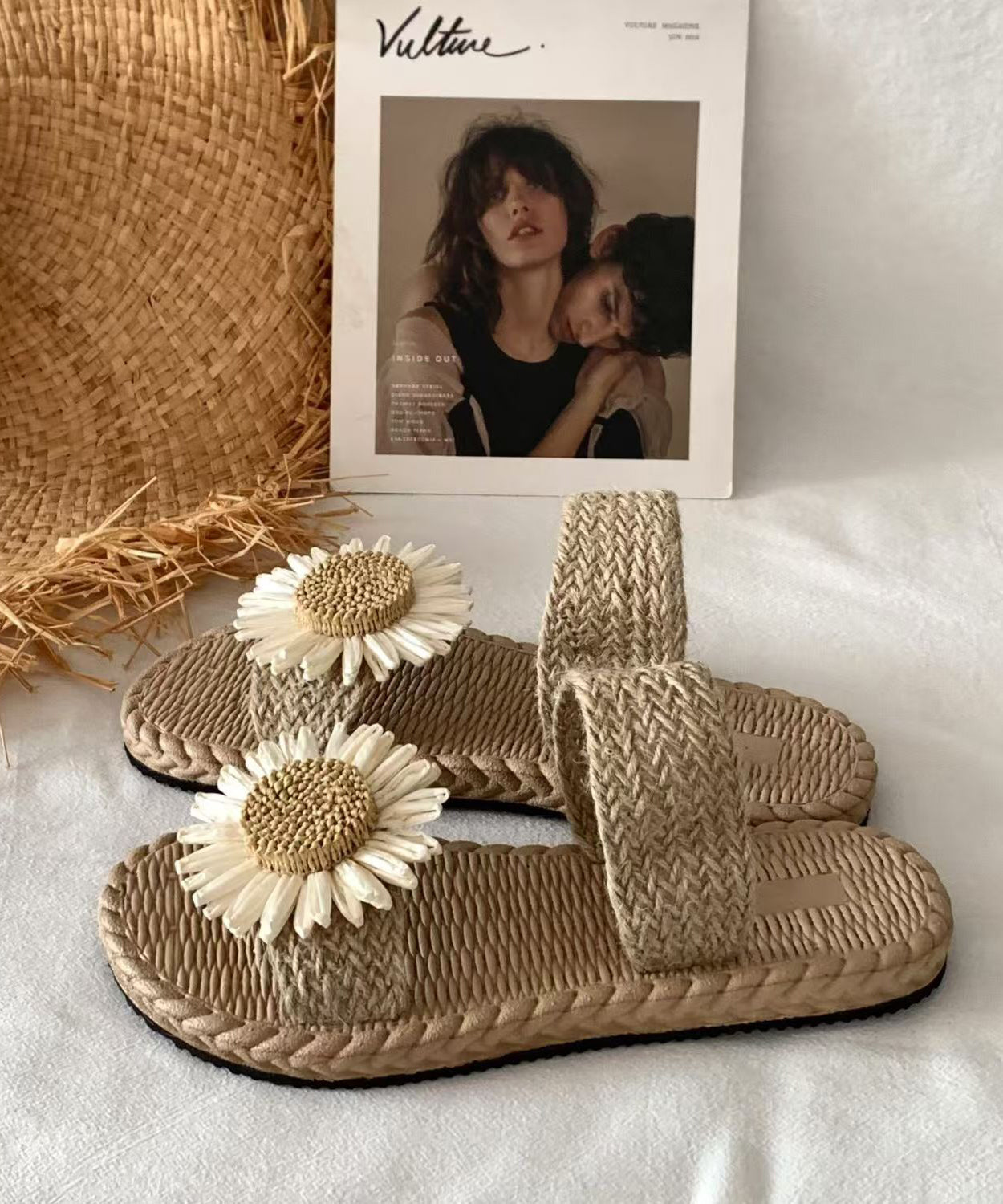 Handmade Grass Woven Flower Beach Slippers New