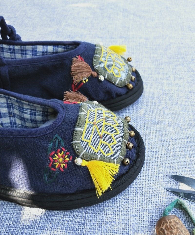 Handmade Navy Tassel Splicing Cotton Fabric Flat Feet Shoes