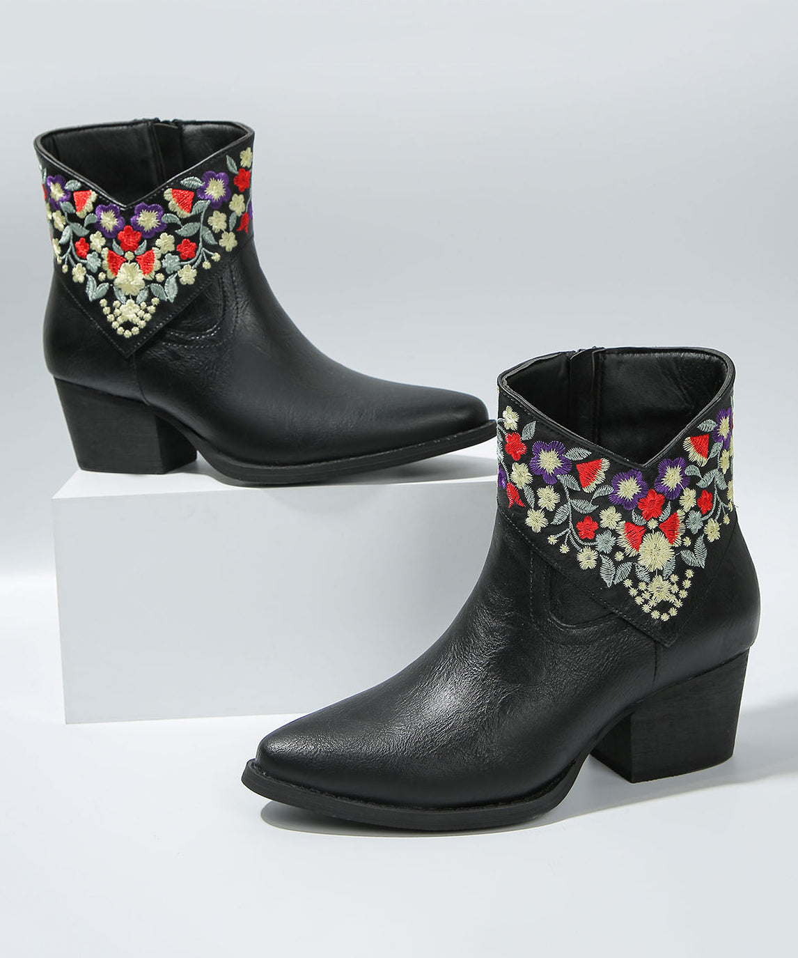 Fine Black Pointed Toe Zippered Faux Leather Splicing Chunky Flat Boots