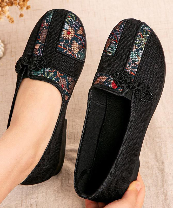 Retro Red Flat Shoes Splicing Embroidered Oriental Button