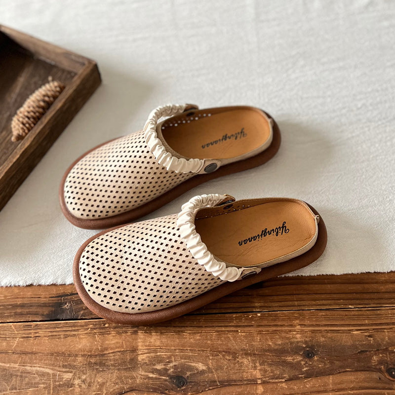 Summer Retro Leather Hollow Soft Casual Sandals / Slippers