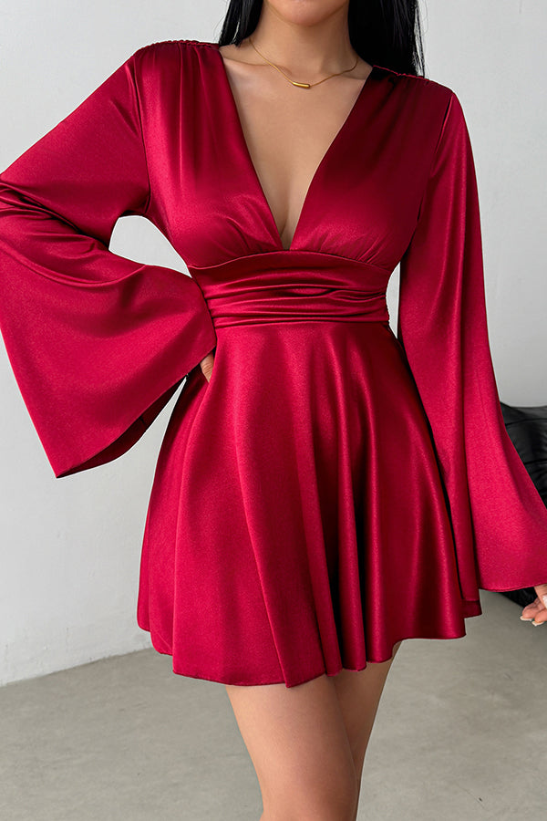 Solid Color V-neck Flared Long Sleeves Slim-fit Elegant Mini Dress