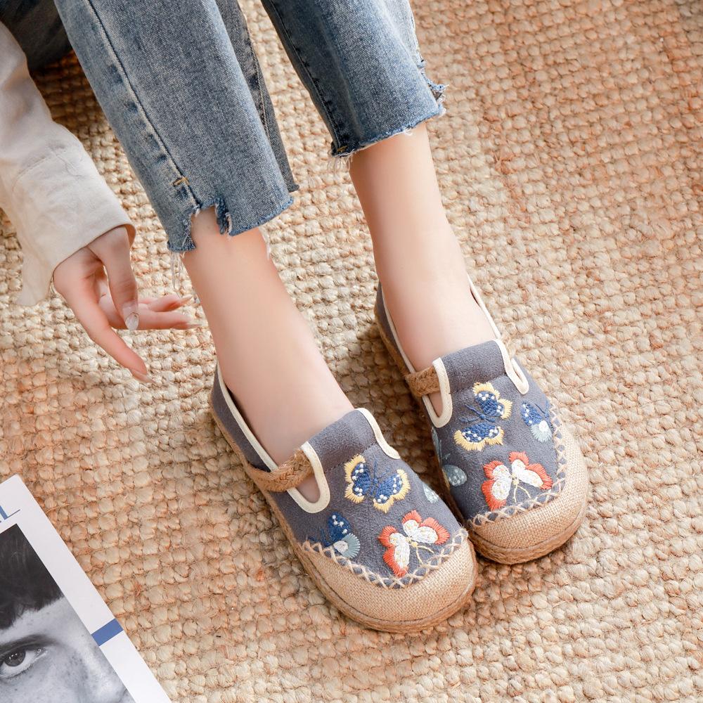 Butterfly Embroidered Cloth Shoes with Fresh Shallow