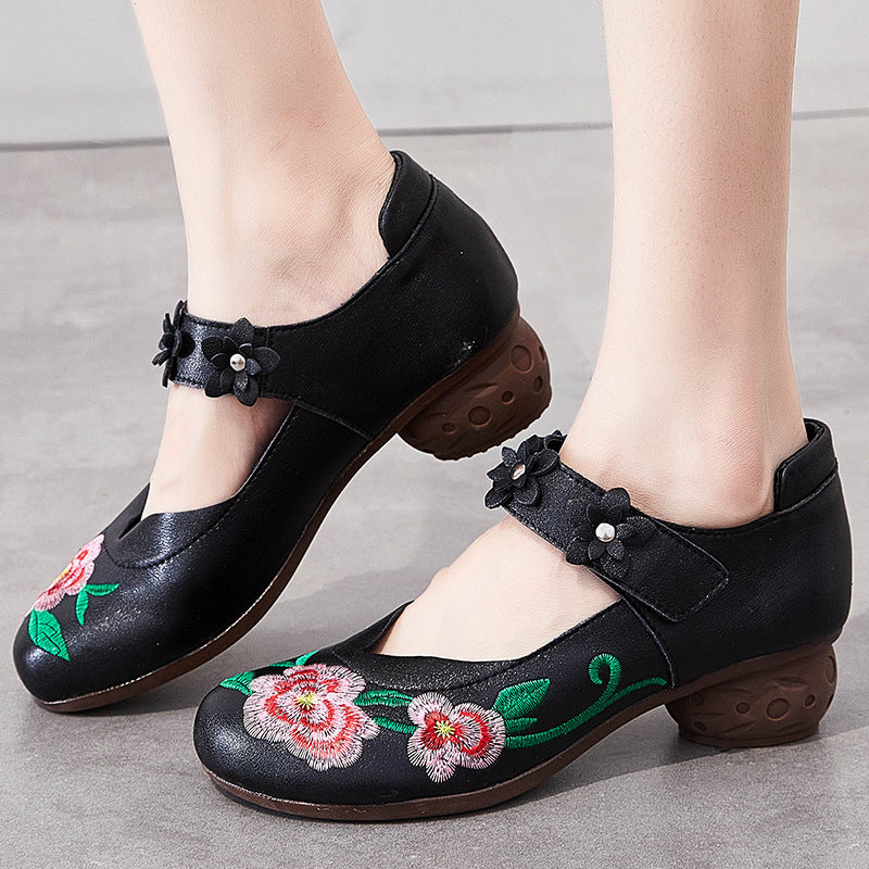 Vintage Floral Embroidery Leather Casual Shoes