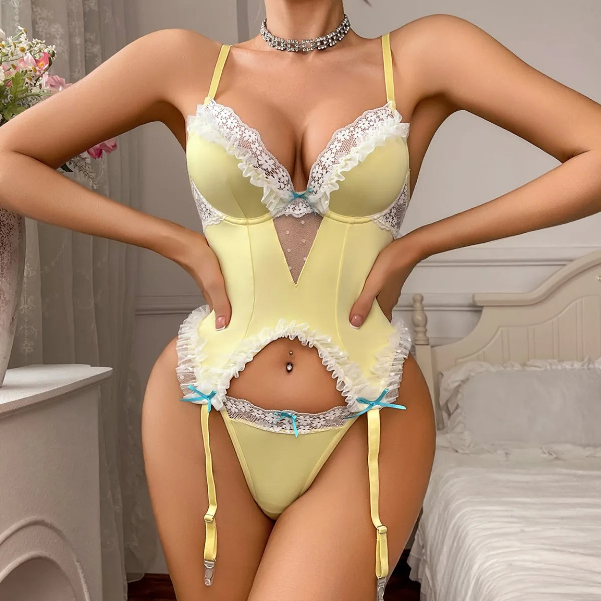 AVELINE 2025 Perspective Mesh Splicing Lace Lace Design Sensual Sleeping Skirt Underwear Two Piece Set