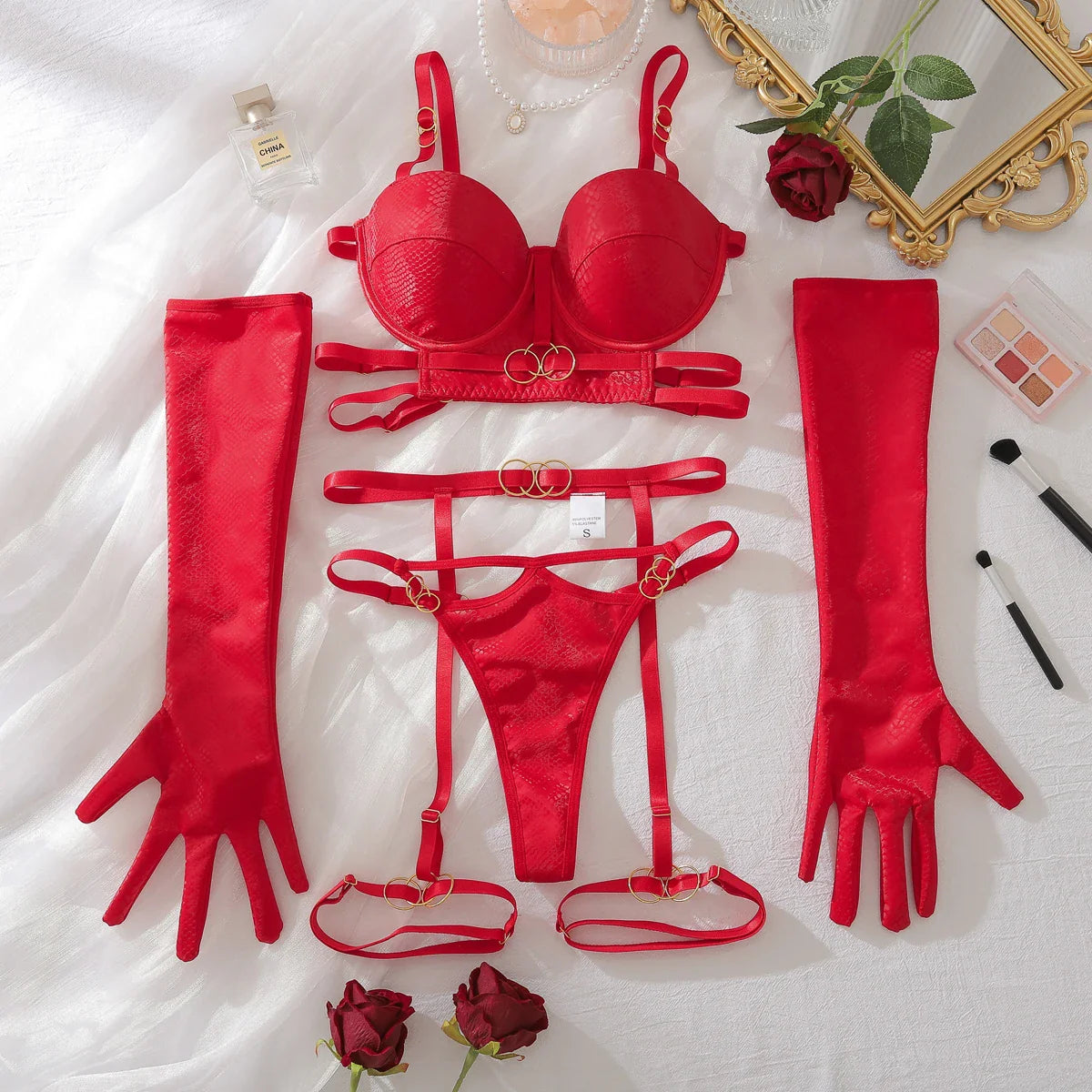 AVELINE Explosion Hollowed Out Erotic Bra Set Gathered Passionate Exotic Lingerie five-piece Set