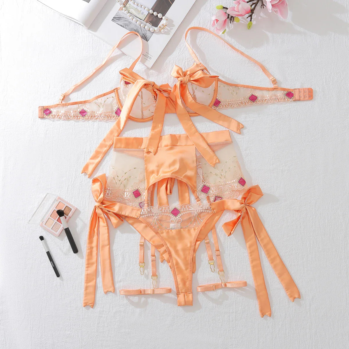 AVELINE Product Embroidered Exotic Style Close Fitting Underwear Splicing With Bow Tie 4-piece Set