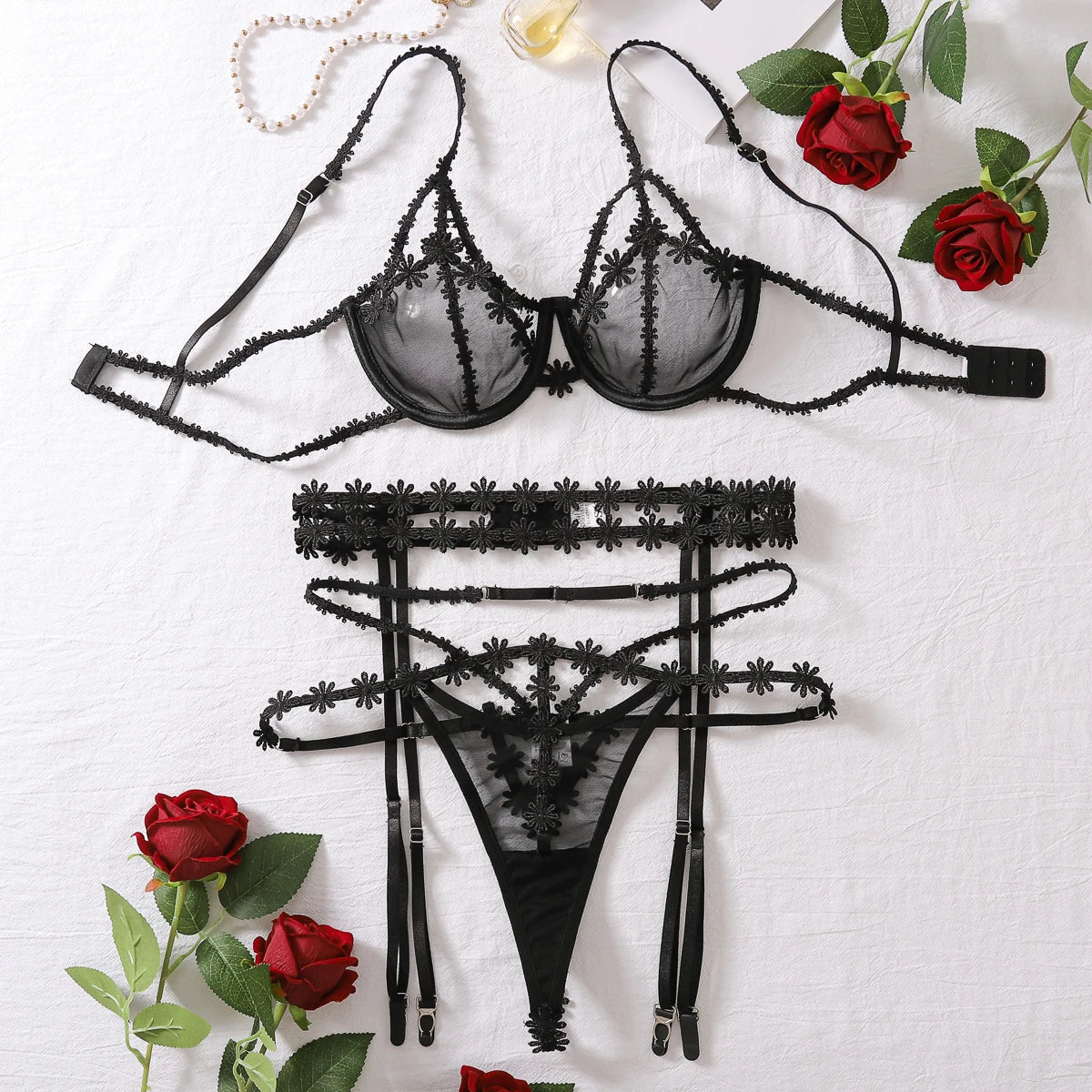 AVELINE Transparent Tight Sweet Perspective Lace Bordered Bra Set Exotic 3-Piece Set