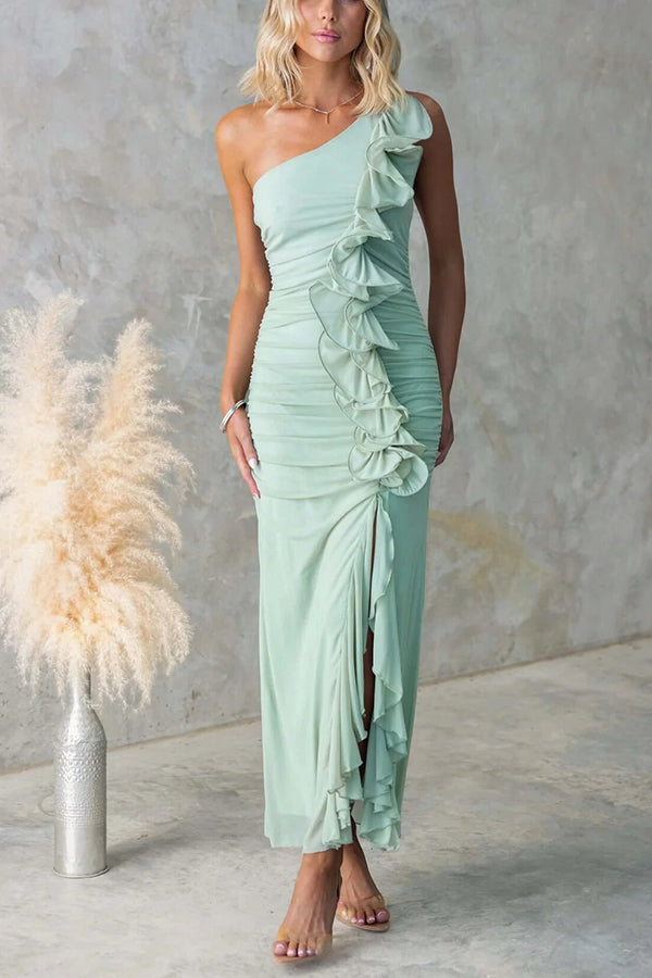 One-shoulder Pleated High Slit Slim Dress