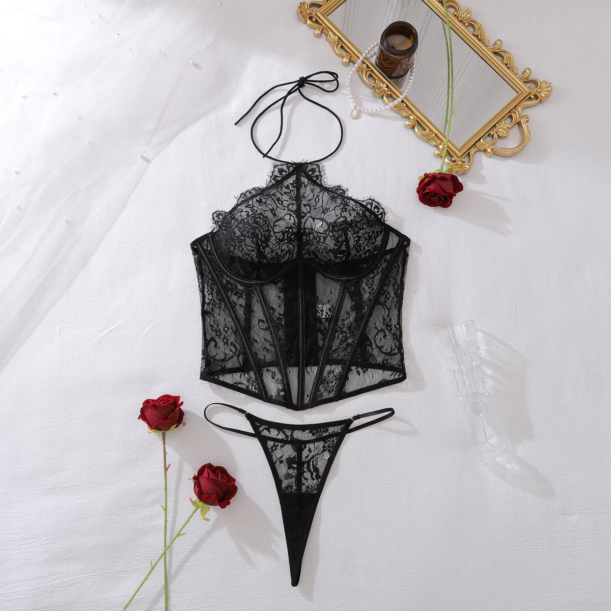 European and American neck hanging lace strapless fishbone waist cinching lingerie can be worn as a two-piece set