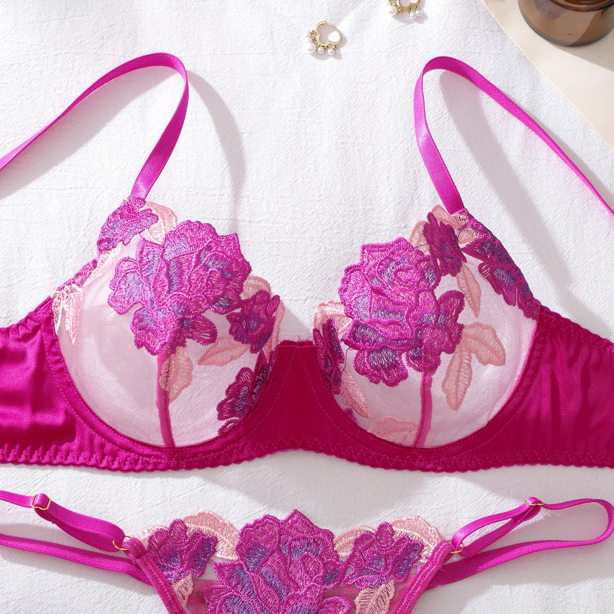 European and American lingerie, transparent text bra, ultra-thin cup, large chest, small steel ring, gathered and supported