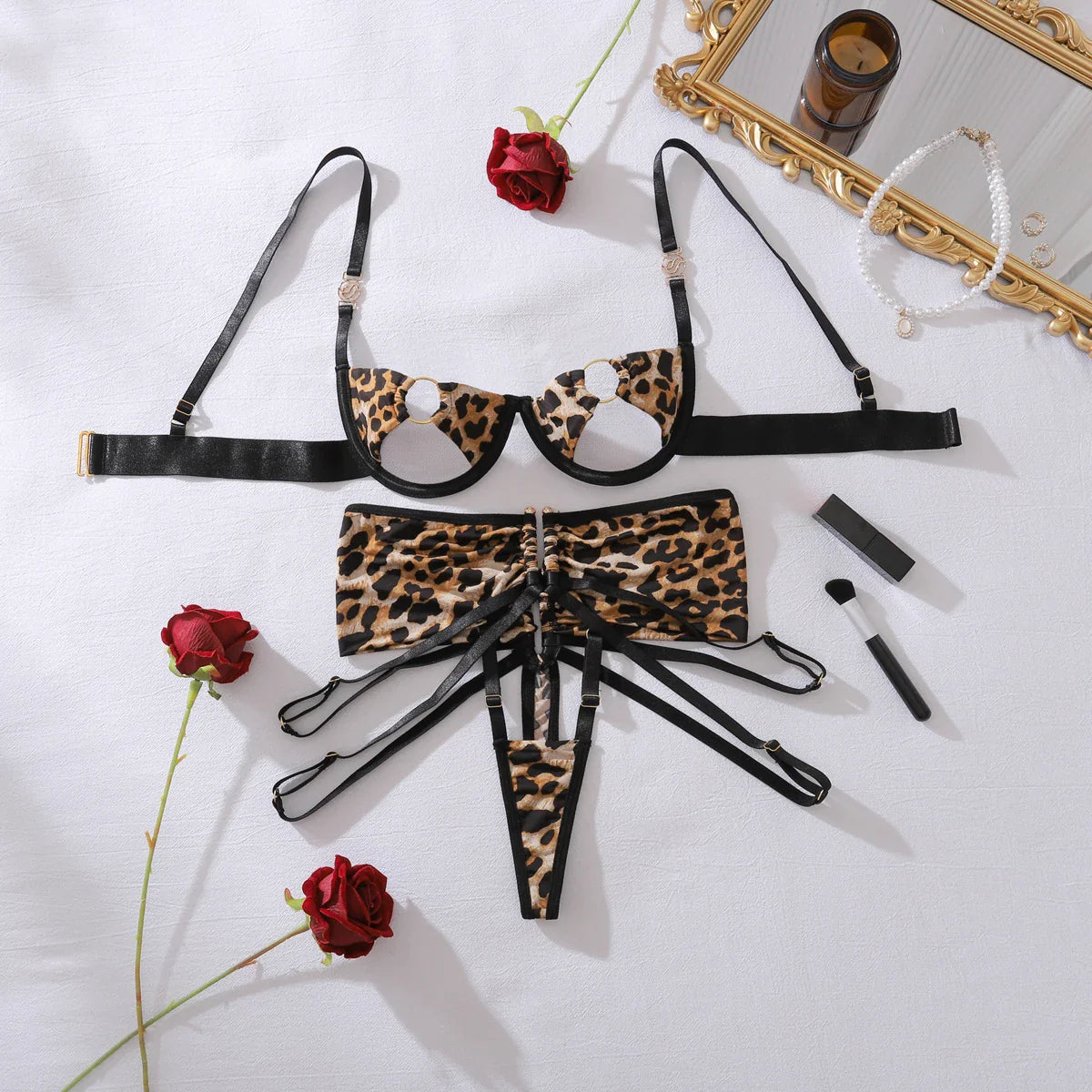 Leopard print spicy girl hollow metal buckle decoration heavy industry complex strap