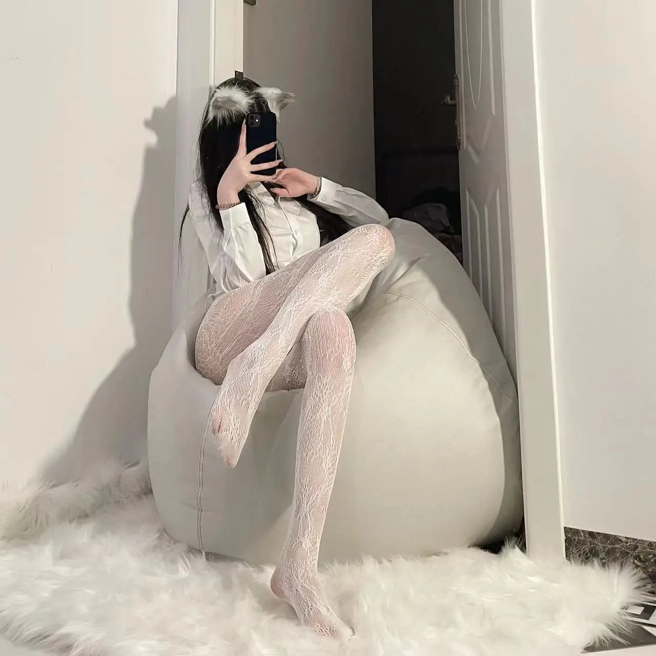 Provocative and Versatile Bold Japanese Retro Floral Vine Mesh Socks Rose Hollow Lace Internet Famous Pantyhose