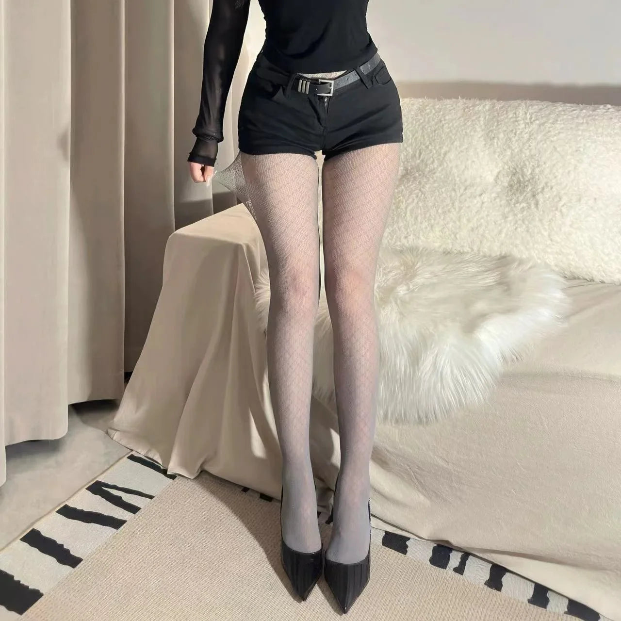 Versatile Seductive Vintage-style One-piece Stockings Silk Stockings Slimming Effect Diamond-patterned Fishnet Stocking