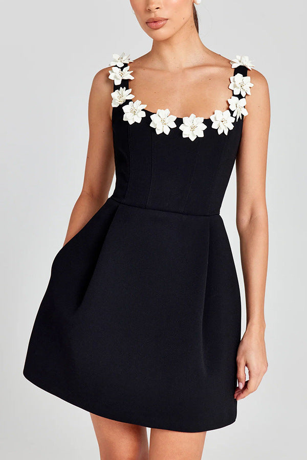 Party outfit, pearl flower decal, square strapless, collar, pocket, elegant mini dress