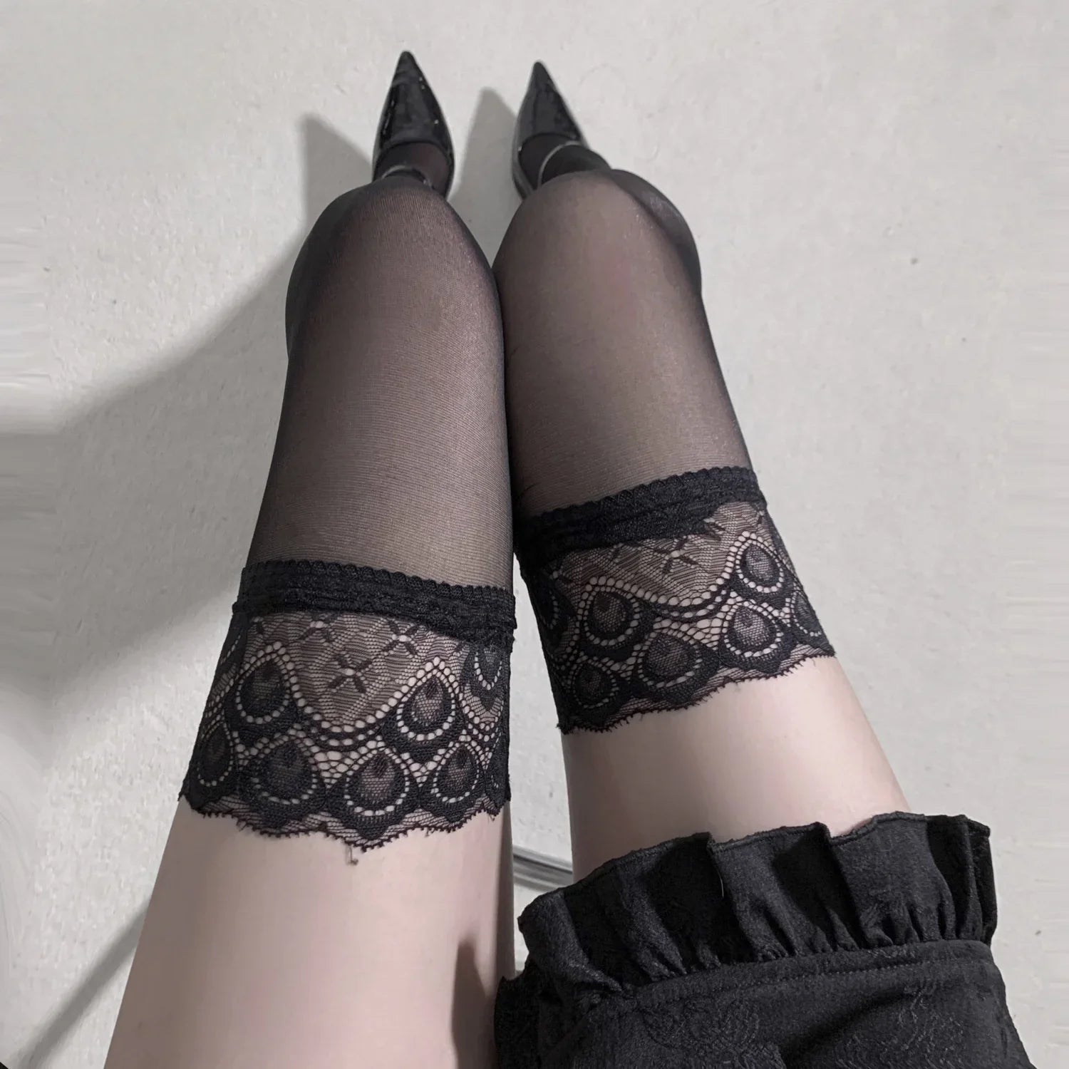 Peacock Lace Stockings Lace-up Over-the-knee Long Stockings Pure and Seductive Black Stockings Ultra-thin Stockings