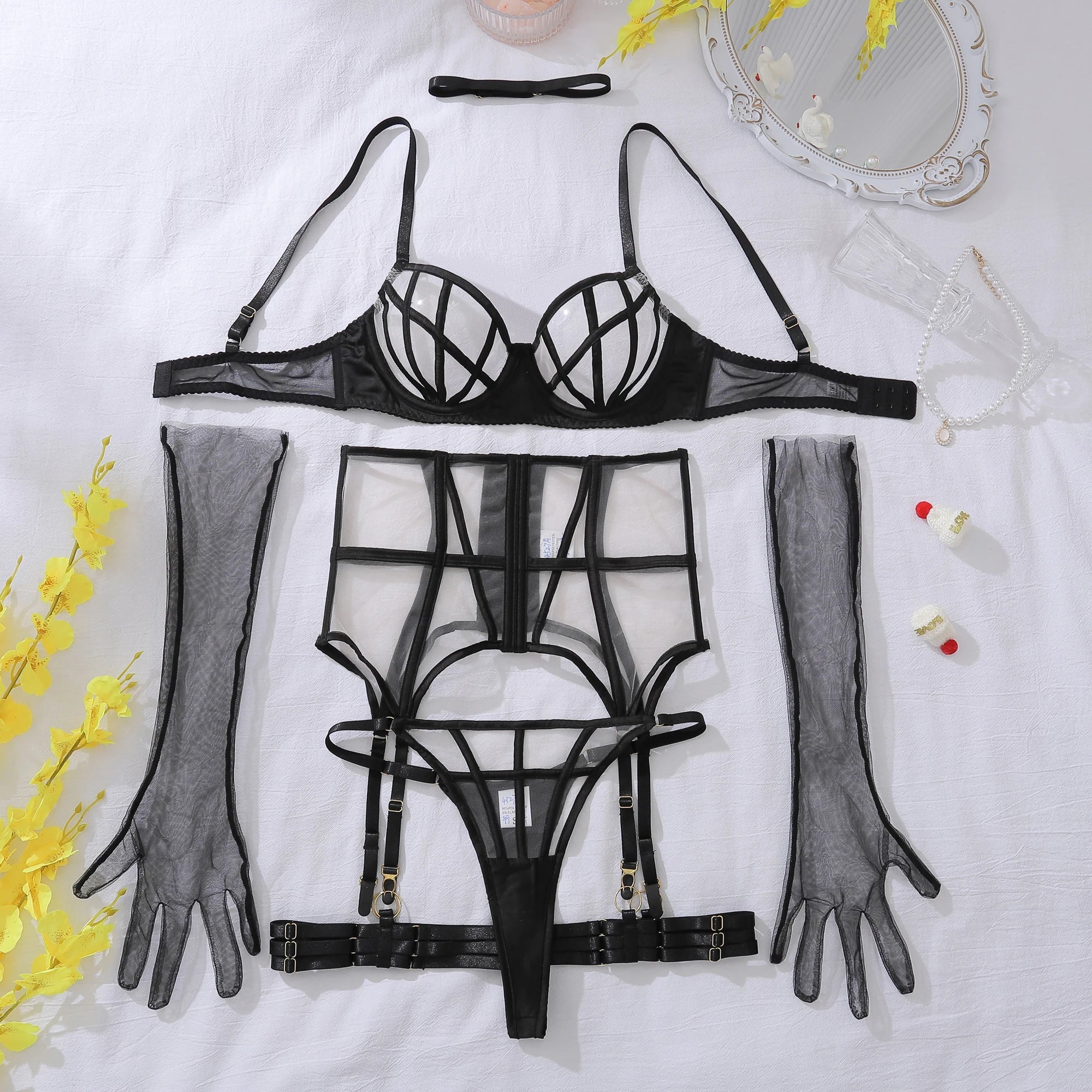 Bandage Complex Shoulder Strap Hollow Splicing Erotic Temptation Girl Underwear 6-piece Set