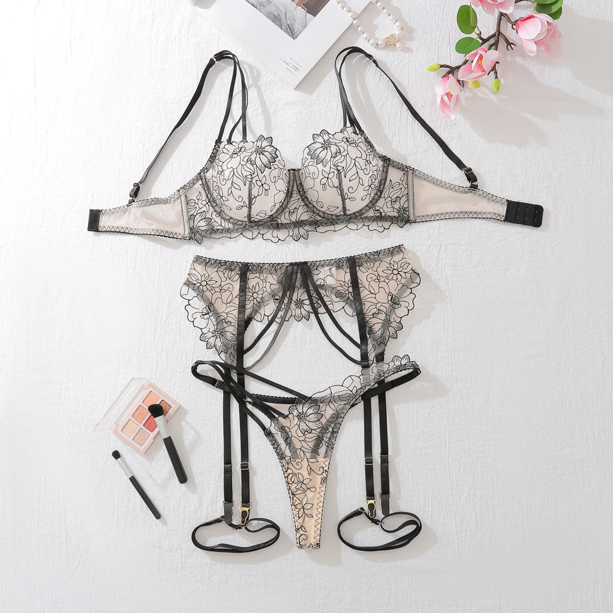 Exotic Costumes Lace Mesh see-through Erotic Hollowed Out Temptation Underwear Panty four-piece Set