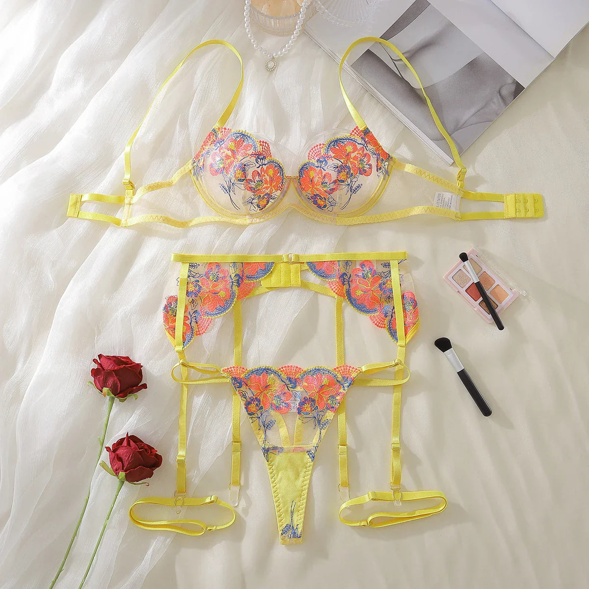 Underwear and Spicy Full Flower Beautiful Underwear Close fitting Underwear Four Piece Set