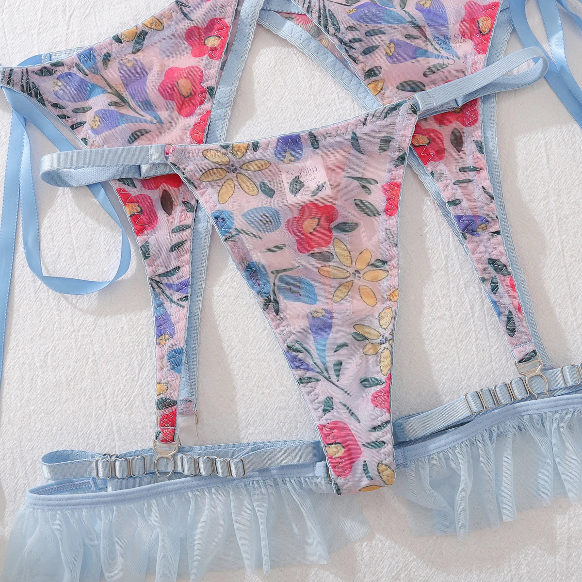 Lingerie Vintage Flower Hollow Out Bra Belt Matching Erotic Lingerie Exotic Set of Three