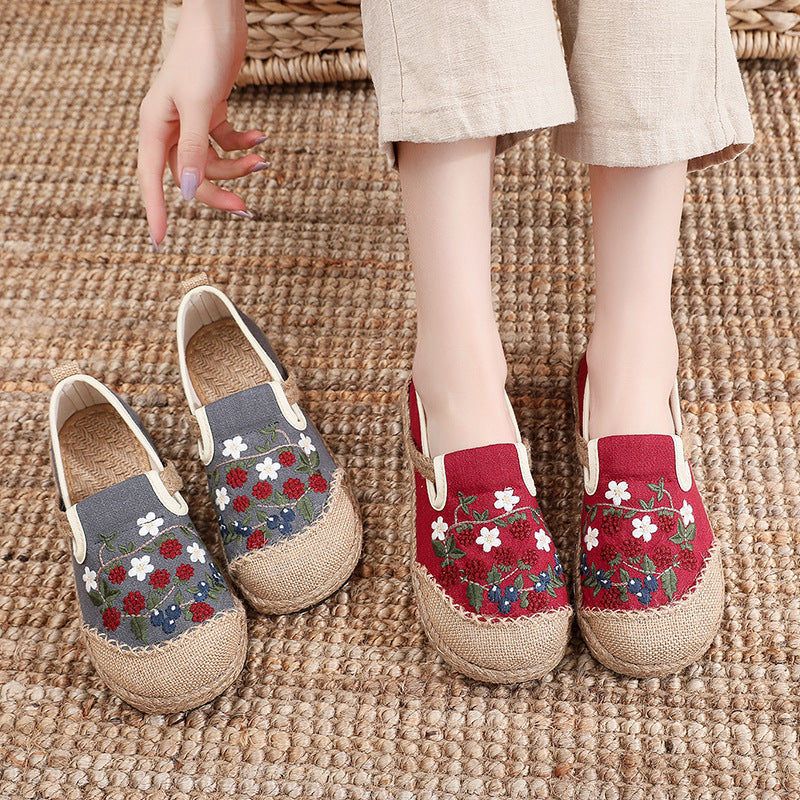 Retro Floral Embroidery Linen Casual Shoes