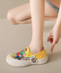 Beige Graffiti Casual Platform Canvas Flat Shoes For