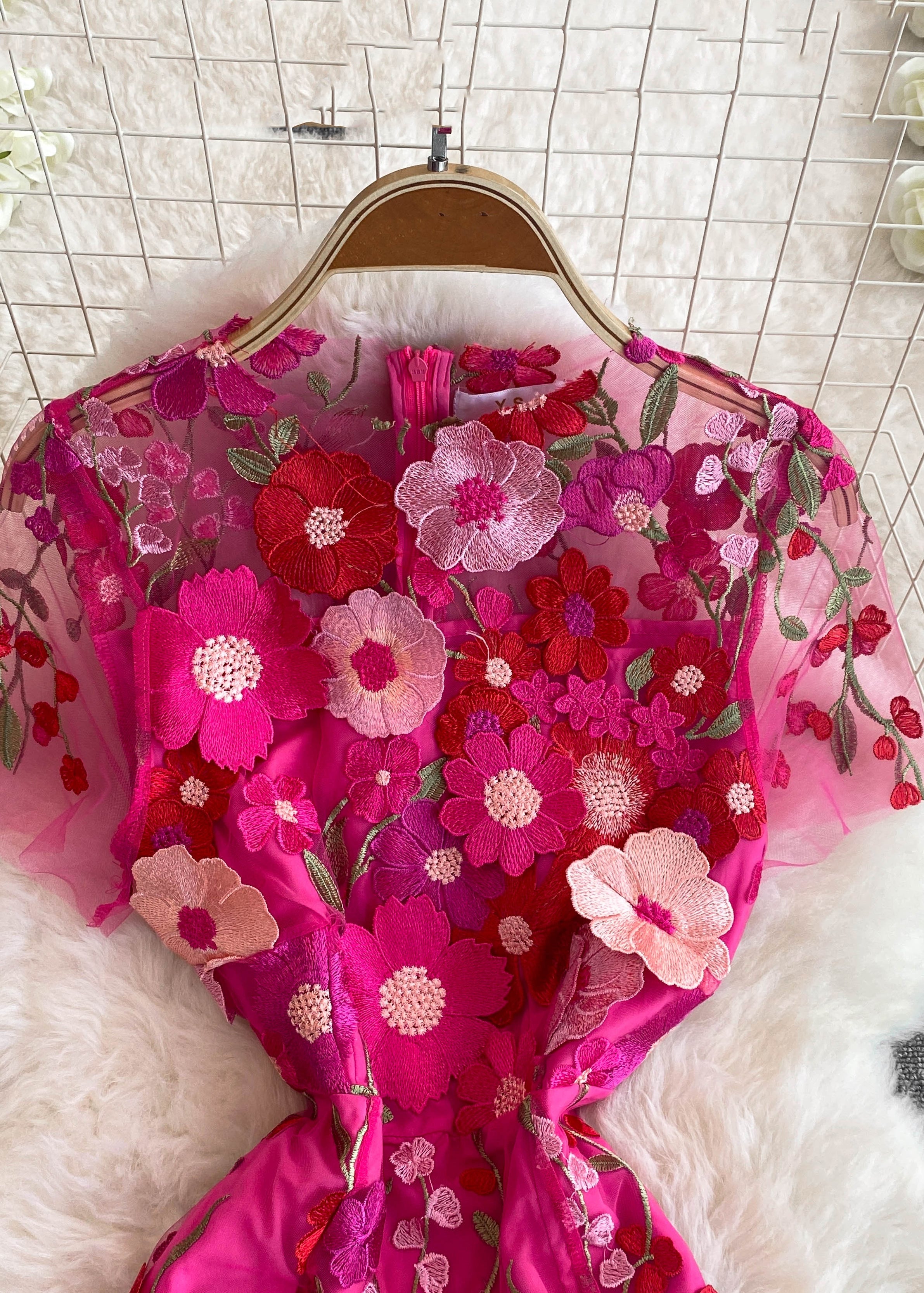 Rose O-Neck Flattering Tulle Maxi Dresses Summer