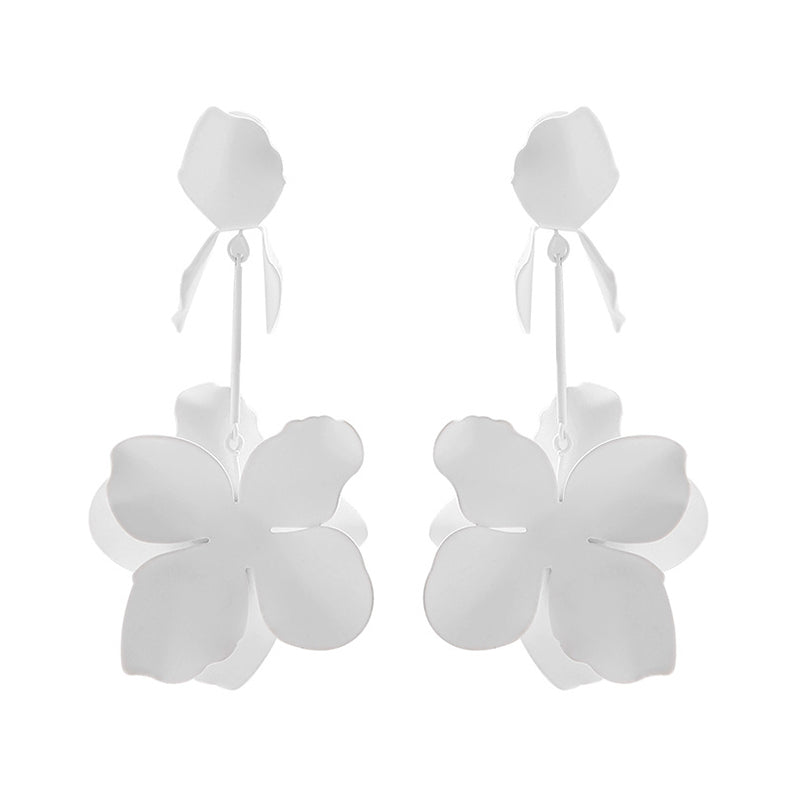 Dopamine Flower Retro Metal Stud Earrings