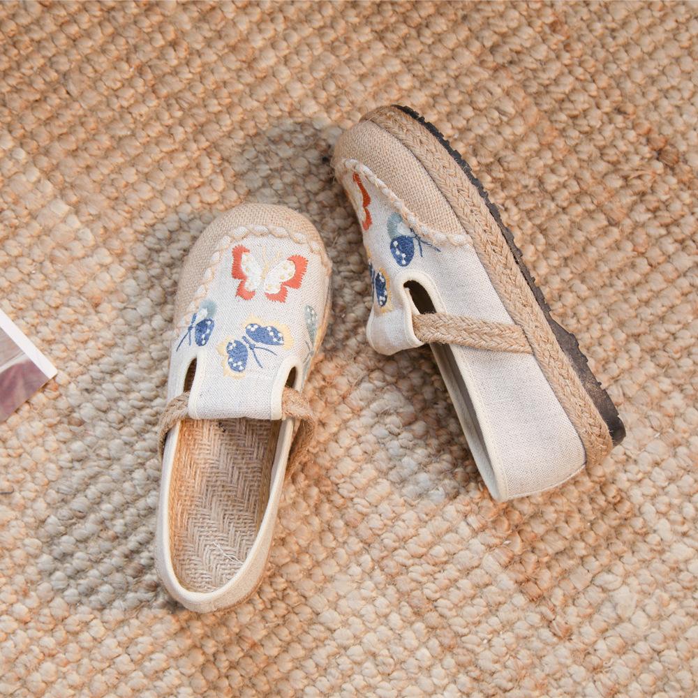 Butterfly Embroidered Cloth Shoes with Fresh Shallow