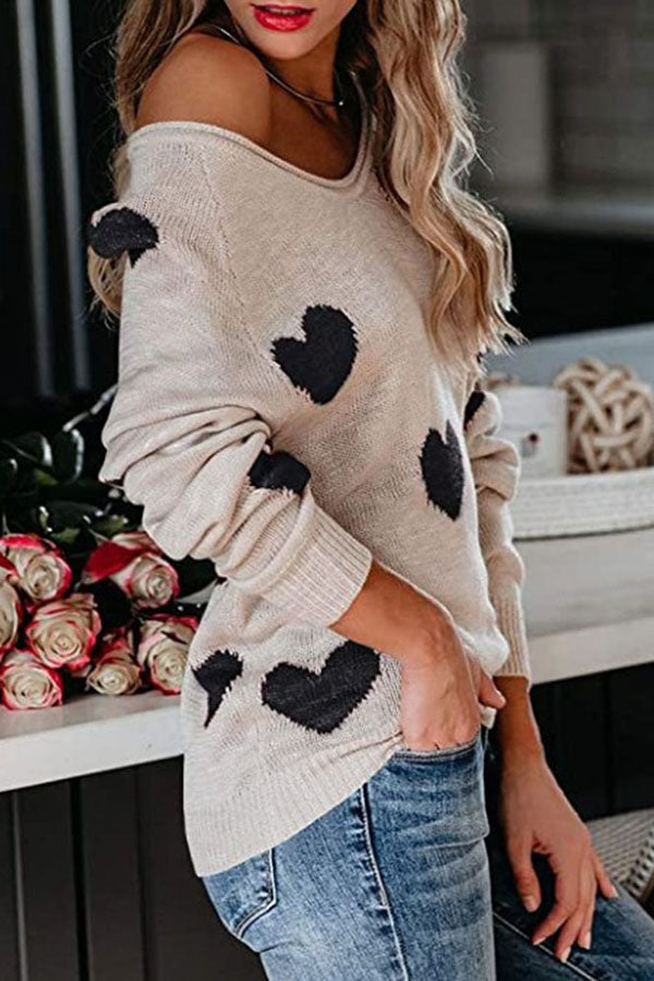 Color-blocked Heart-patterned Long-sleeved Loose Knit Sweater