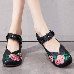 Vintage Floral Embroidery Leather Casual Shoes