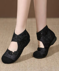 Beige Breathable Mesh Embroidered Buckle Strap Splicing Flat Shoes