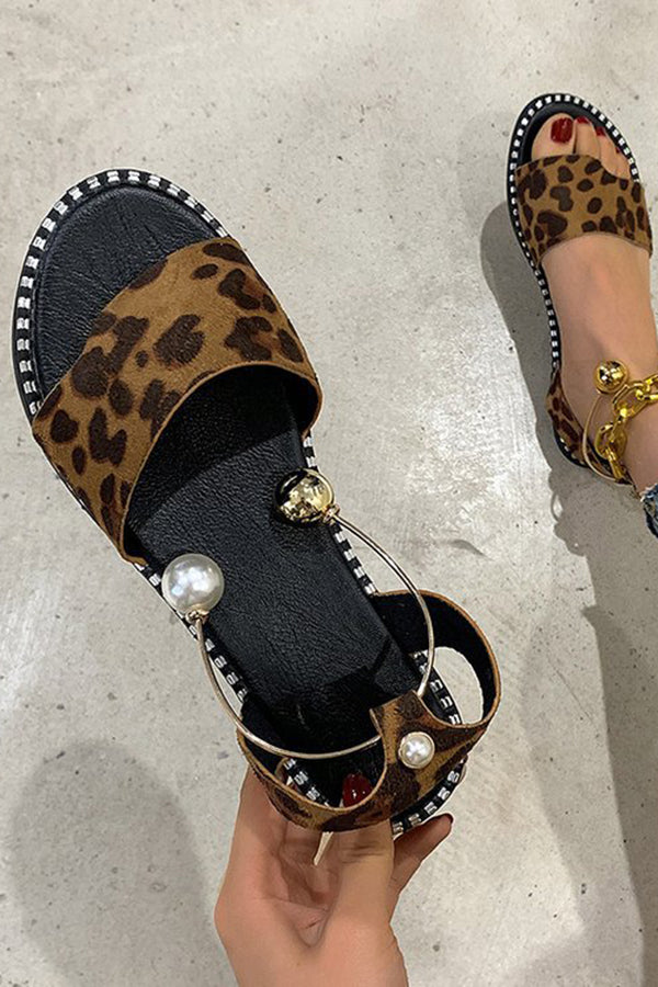 Simple Flat Bottom Pearl Buckle Roman Sandals