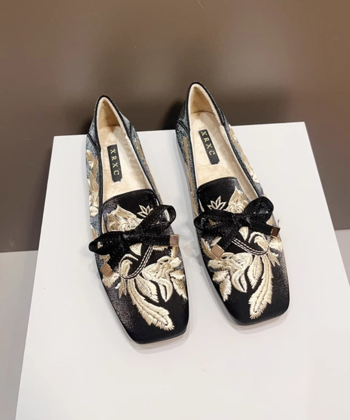 Retro Black Embroidered Flat Feet Shoes Fuzzy Wool Lined