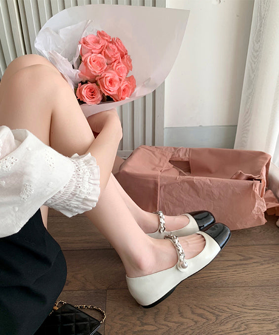 Beautiful Splicing Flat Feet Shoes Silver Faux Leather Buckle Strap