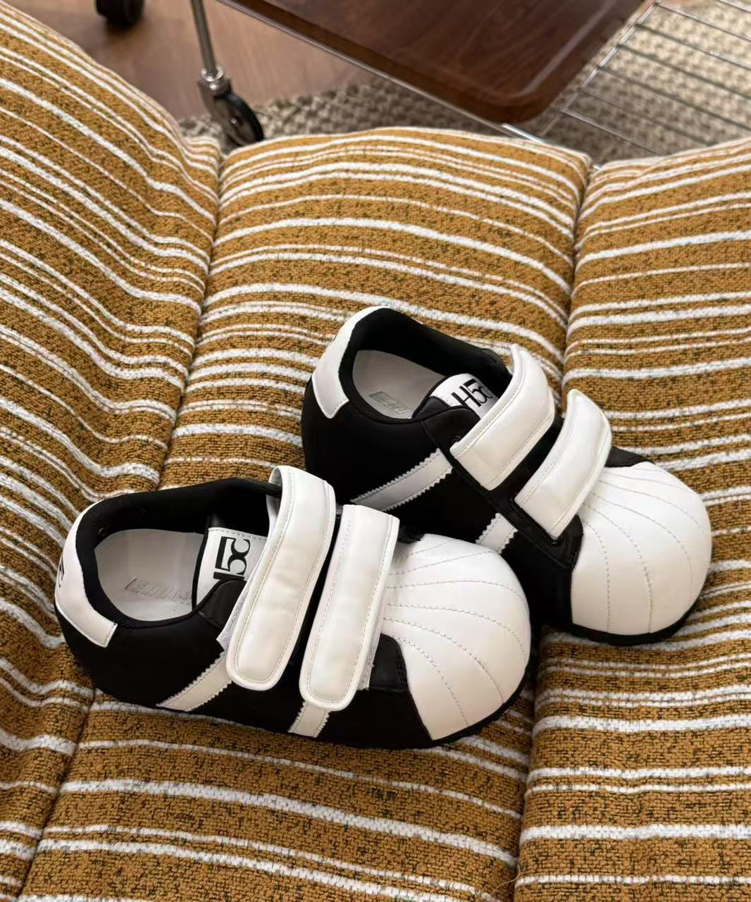 Casual Red Flat Shoes Splicing Cowhide Leather Buckle Strap